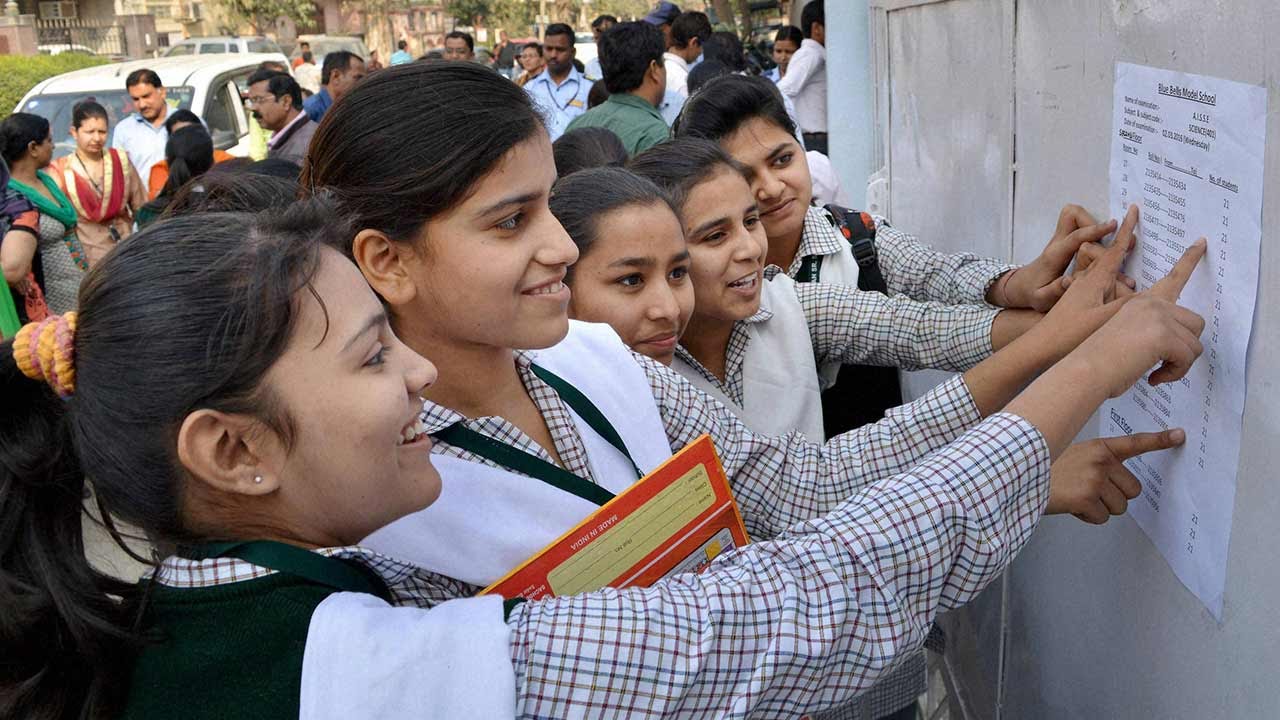 CBSE class 10 students checking their board exam scores